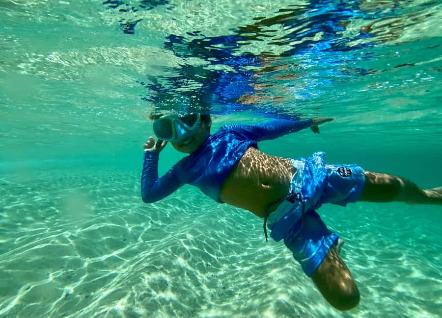 02/03 - 02/09 - Watch Pipeline Surf Challenge ! - The East-Side Drive: Koolau Views and Real Oahu Variety