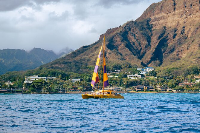 1-Hour Diamond Head Sail of Waikiki Beach - Finding Ke Kai catamaran fast on Kalakaua Ave