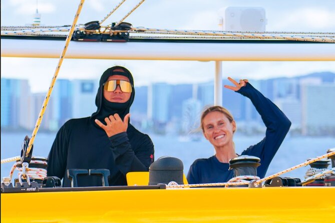 1-Hour Diamond Head Sail of Waikiki Beach - Diamond Head from the water: the iconic “wow” moment