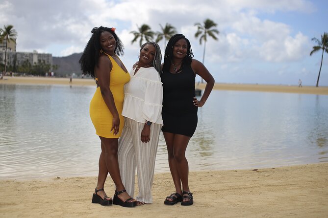 1 Hour Family/Group Photography Honolulu Beautiful and Magical - The photo deliverable: 100 JPEGs and what that means for real life