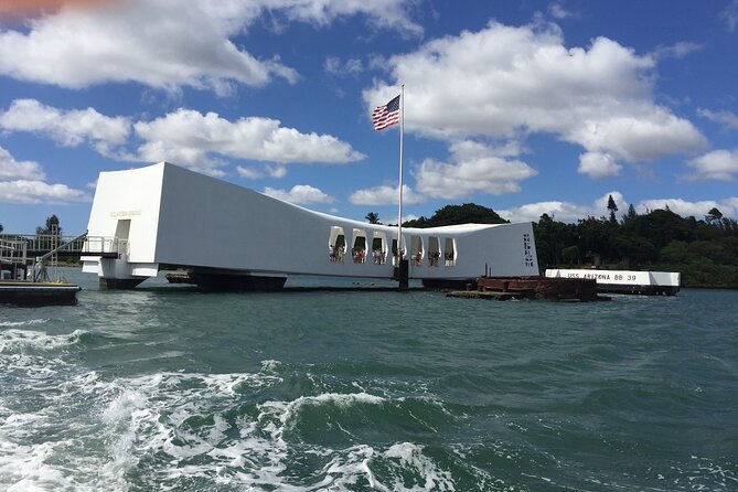 #1 VIP Limousine Guided "USS Arizona Memorial" Reverence Tour! - Private Limo to Pearl Harbor: Comfort That Starts the Story