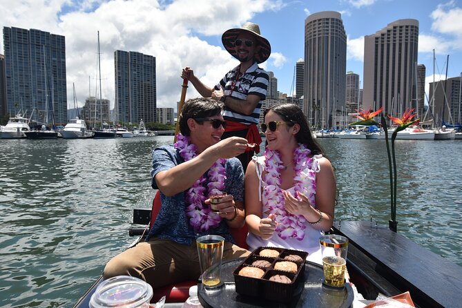 2-Hour Small-Group Gondola Excursion in Waikiki - Waikiki sightseeing after the gondola: hotels, the Duke statue, and Ala Moana