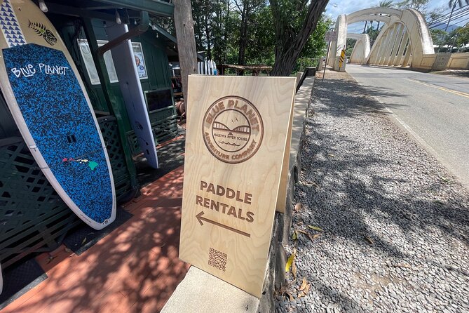 2 hour tandem kayak rental at our private launch area in Hale'iwa - Included amenities that make it worth the money