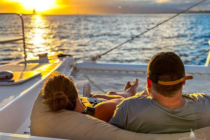 2hr Luxury Private Sailing Catamaran for 7-12 People - Relaxing in the Nets: Real Chill Time on a Private Boat