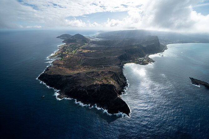 30 Minutes PRIVATE Helicopter Tour in Honolulu - Sand Island and Honolulu Harbor: where the island starts to make sense