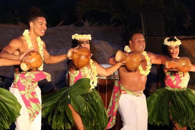 Aloha Kai Luau - The Polynesian Show: Live Music, Big Dances, and Fire Moment Energy