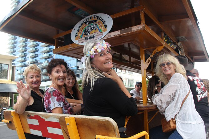Beer Lover's Bike Tour of Honolulu - Street Artists and Honolulu Stories on the Move