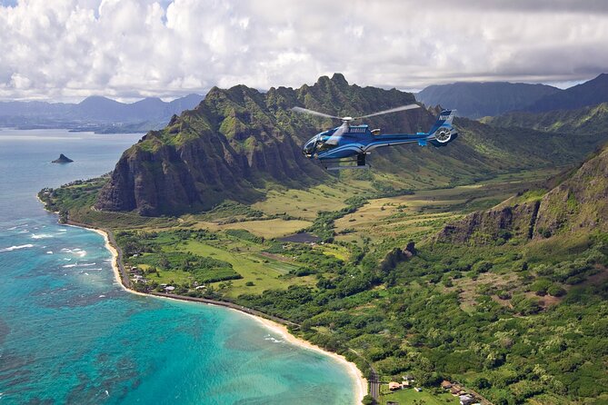 Blue Skies of Oahu Helicopter Tour - Bose headsets, 2-way pilot talk, and staying comfortable