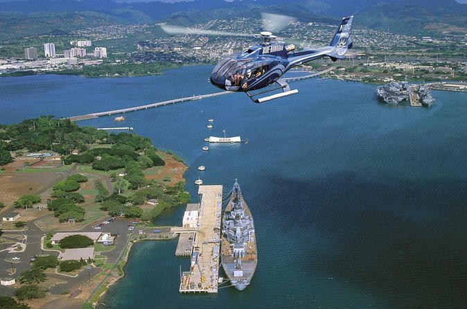 Blue Skies of Oahu Helicopter Tour - The route: Pearl Harbor, Waikiki, Diamond Head, and beaches from above