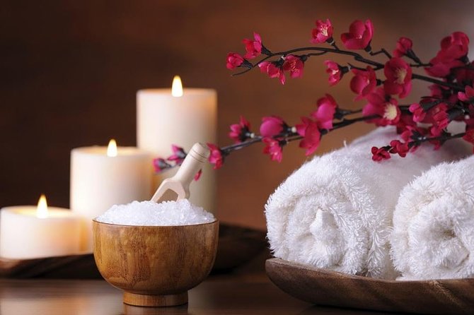 Body massage 60min - The Meeting Point at 205 Lewers St (WaikikiBeachWalk) and the Imperial Hotel Twist