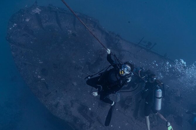 Certified Divers: Best 2-Tank Wrecks & Reef Boat Dive All Inclusive From Waikiki - The best practical way to book this morning