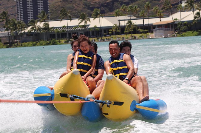Combo Banana Boat Ride and Bumper Tube Ride in Hawaii - Meeting point and the on-the-ground reality