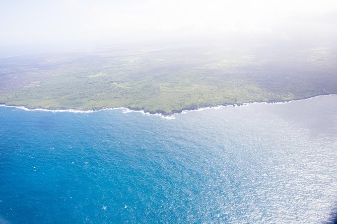 Day Trip from Oahu to Hilo: Volcano Adventure - Akaka Falls State Park and Rainbow Falls: rainbows in mist, jungle views