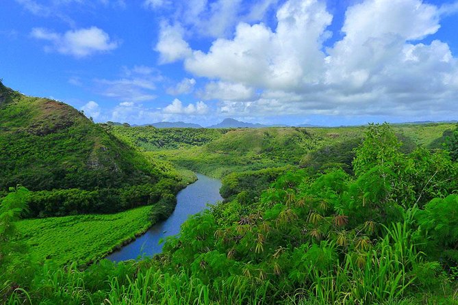Day Trip from Oahu to Kauai: Waimea Canyon & Wailua River - Spouting Horn: a quick stop that turns into a photo frenzy