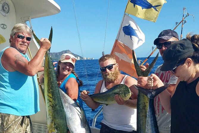 Deep Sea Shared Fishing Charter in Honolulu - The boat setup: a 38 Hatteras with Cummins power and serious tackle