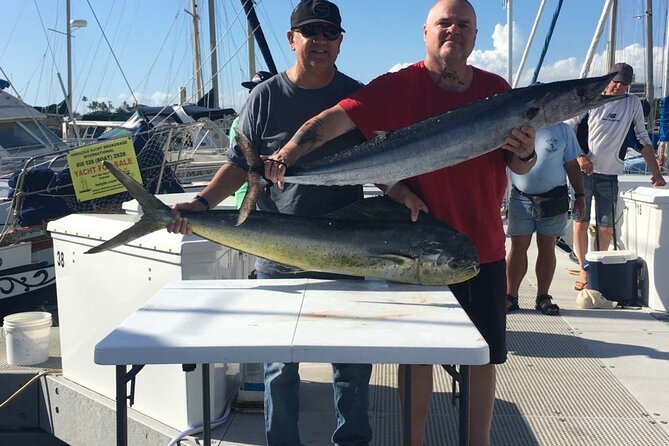 Deep Sea Shared Fishing Charter in Honolulu - Crew energy and hands-on help: when the captain makes the difference