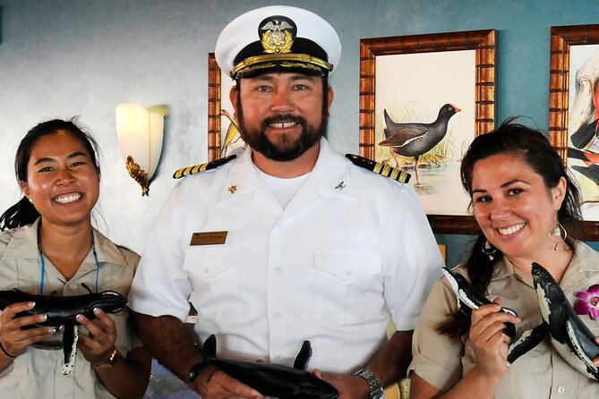 Early Bird Whale Watching Cruise from Waikiki - Food beyond breakfast and the shipboard vibe