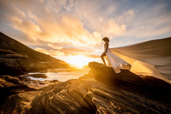 Flying Dress Photoshoot on Oahu - The Photoshoot Itself: Raw Images, Six Edits, and Real Choice
