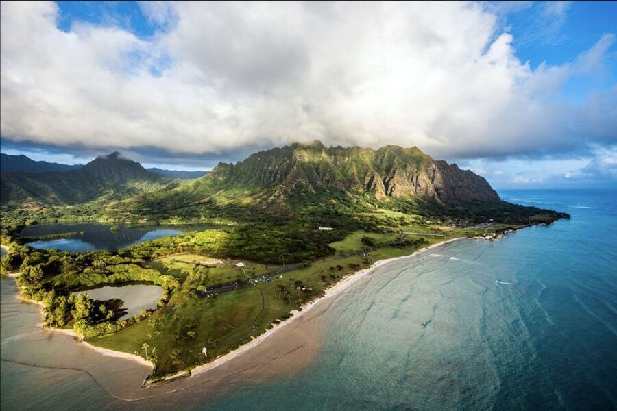 From Honolulu: Oahu 60min Helicopter Tour with Doors Off/On - What to pack and how to prepare for doors off wind