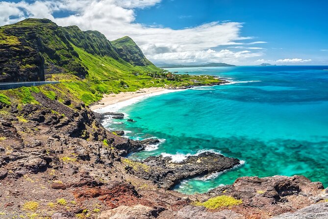 Full-Day Guided Adventure in Koko Head Stairs and Southeast O'ahu - First Stop Focus: Entering Koko Crater Arch Trail (1077 Stairs)