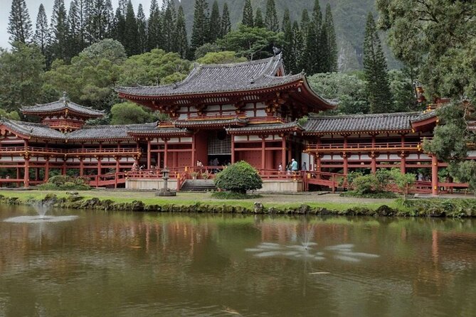 Full Day Oahu Tour with Byodo Temple & Waimea Waterfalls - The Big Picture: Why this Oahu loop works