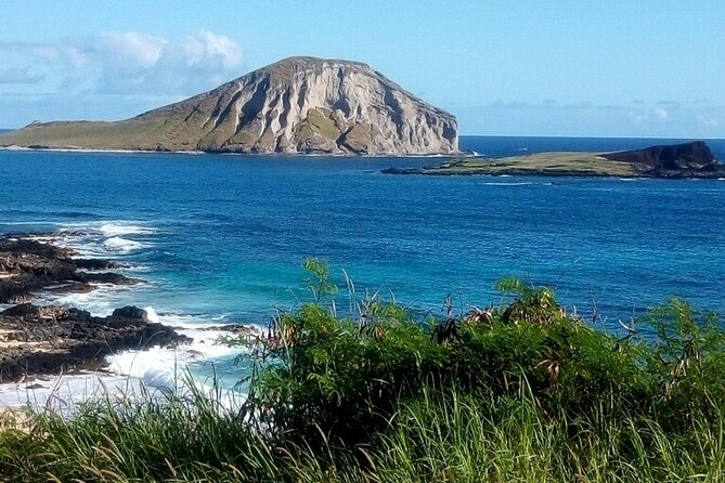 Full Day Oahu Tour with Byodo Temple & Waimea Waterfalls - Byodo-in Temple: the calm stop you’ll remember