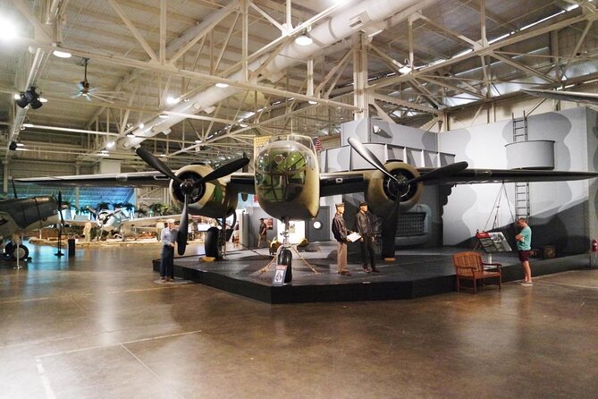 Hangar Guided Tour - Quick hits: what makes this hangar tour worth your hour