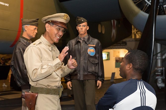Hangar Guided Tour - The 60-minute Aviator’s Tour: what happens during your guided hour
