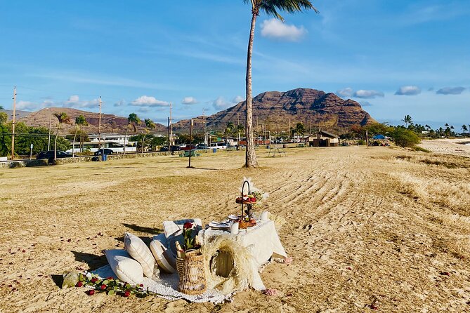 Hawaii Beach Picnic Date - The 30-Minute Photography Session: Expect a Mini Moment, Not a Pro Shoot