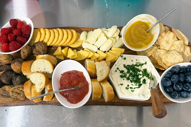 Honey Flight & Bites: The Best Honey Tasting in Hawaii - Savory s’mores on a tabletop campfire