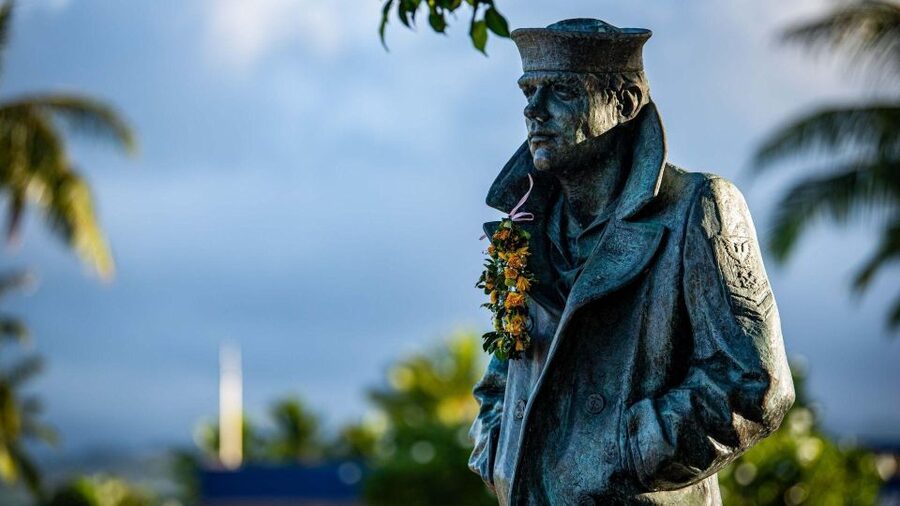 Honolulu: Pearl Harbor, USS Arizona Memorial [Early Access] - Iolani Palace and Ali‘iolani Hale: The kind of history you can walk through