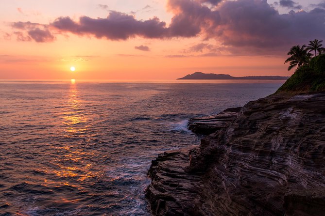 Honolulu Sea-Cliff with Sunset Photo Adventure - Stop 1: Tantalus Lookout for skyline color before the ocean