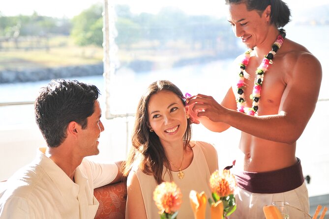 Honolulu: Three Star Deluxe Sunset Dinner Cruise and Show - Key Points You Should Know Before You Go