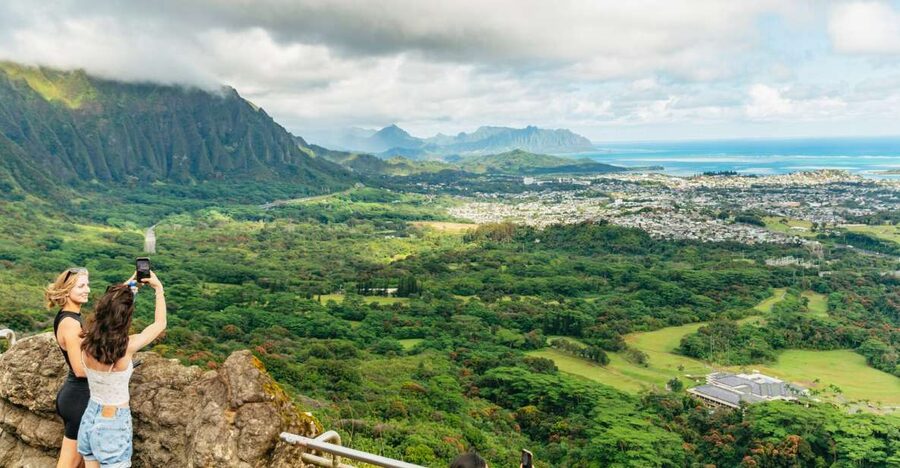 Oahu: Circle Island Tour with Lunch & Waimea Waterfall - Circle Island in 10 Hours: How the Pace Really Works