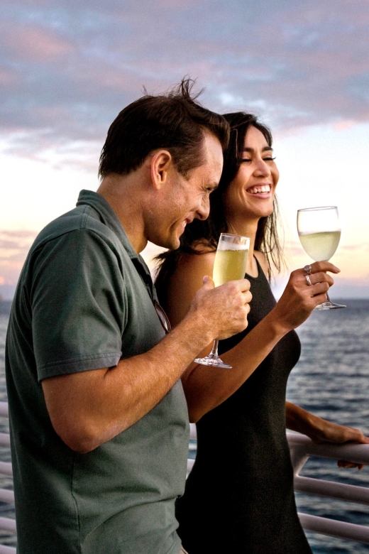 Oahu: Friday Night Fireworks Cocktail Cruise - Three Decks, One Plan: where to stand for 360-degree views