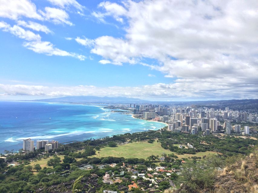 Oahu: Honolulu to (1st) Diamond Head Shuttle with Malasada - Round-Trip Shuttle to Diamond Head (Entrance Fee Included)