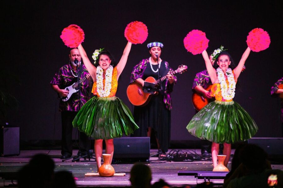 Oahu: Ka Moana Luau Dinner and Show at Aloha Tower - Key things to know before you go