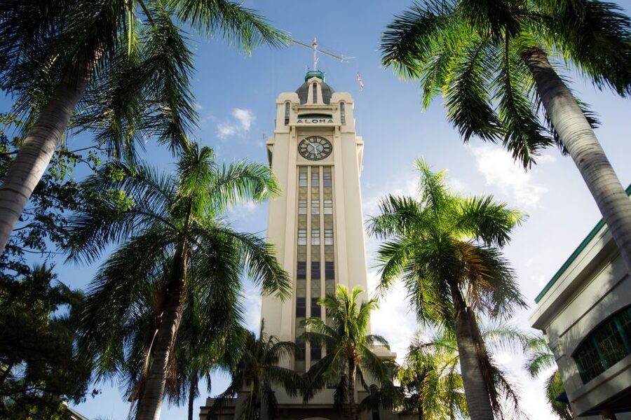 Oahu: Ka Moana Luau Dinner and Show at Aloha Tower - Who Ka Moana Luau is best for (and who should rethink it)