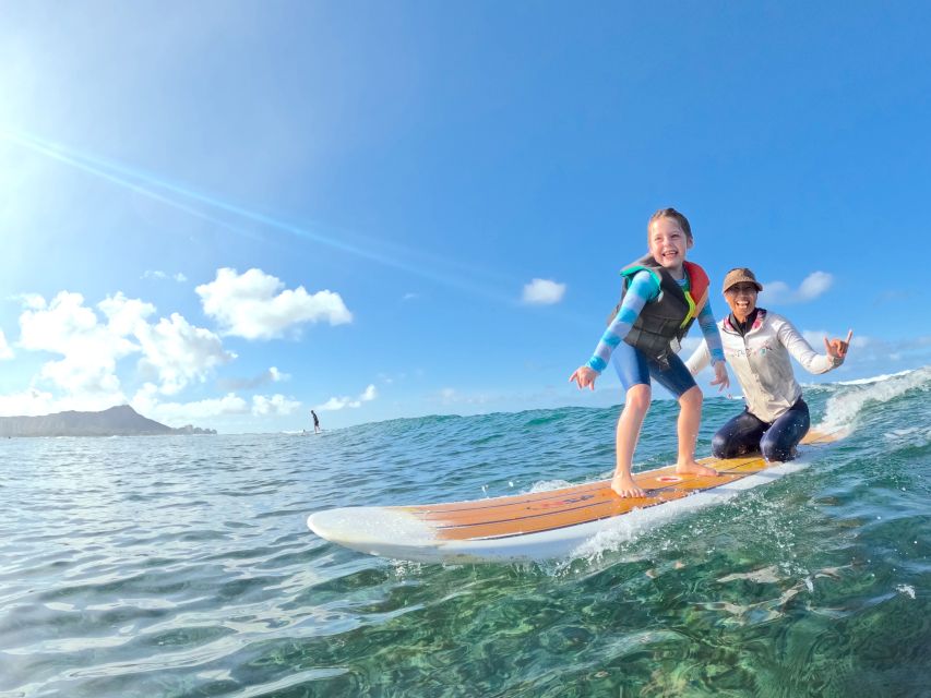 Oahu: Kids Surfing Lesson in Waikiki Beach (up to 12) - Waikiki surf lesson for keiki: what makes it kid-friendly