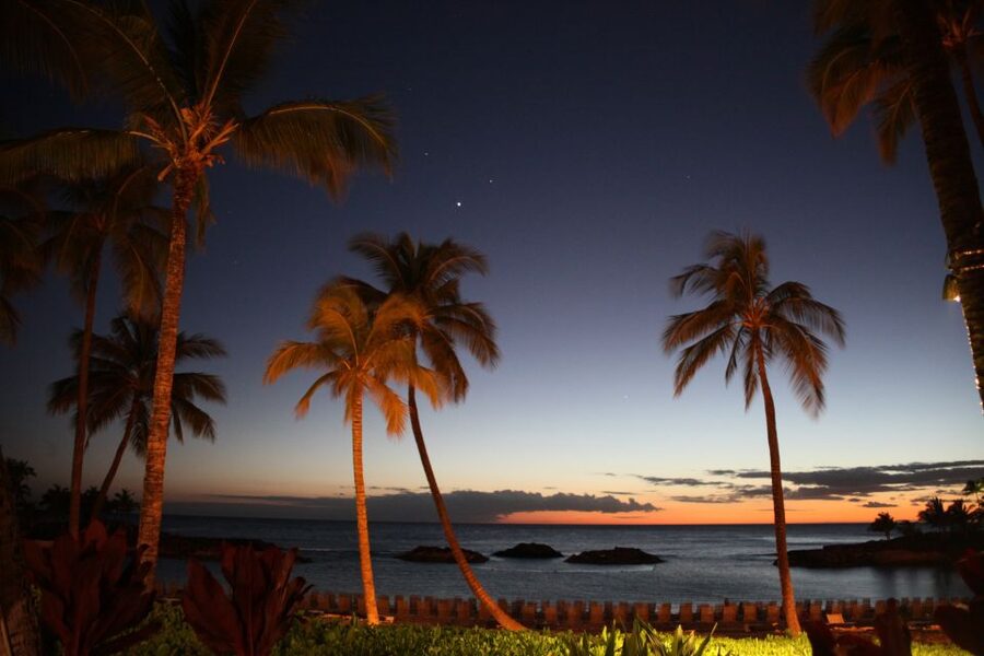 Oahu: Ko Olina Resort Polynesian Star Voyage - The 1-hour flow: laser star lines, telescopes, and myth meets NASA
