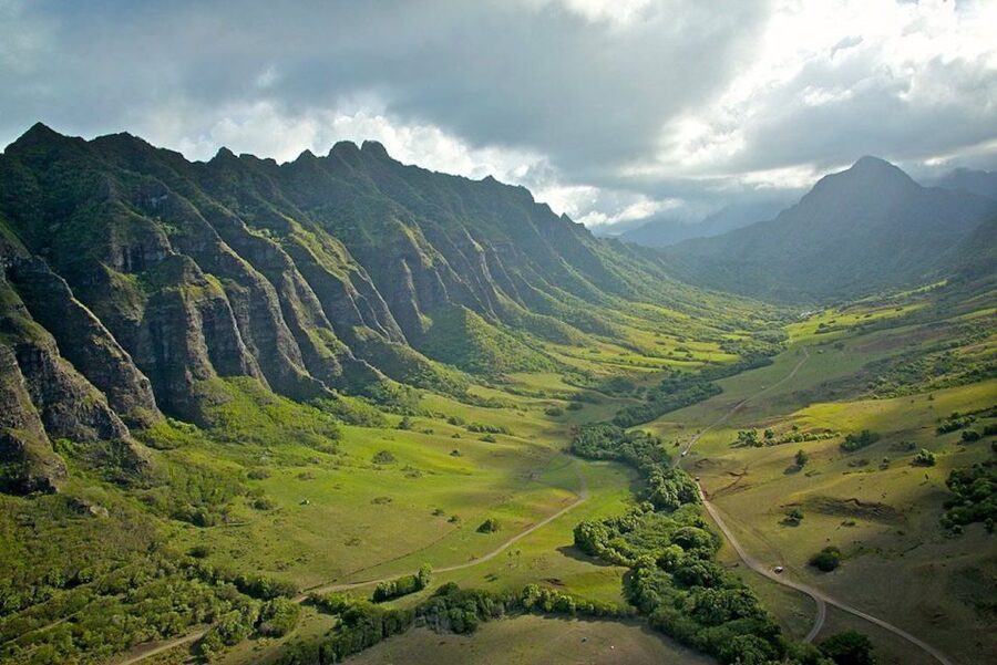 Oahu: Kualoa Movie Sites, Jungle, and Buffet Tour Package - Key points before you go