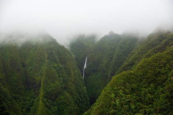 Oahu: Magnum PI Hughes 500 4-Passenger Doors-Off Helicopters - Pearl Harbor to Honolulu Harbor: The Iconic Coastline From Above