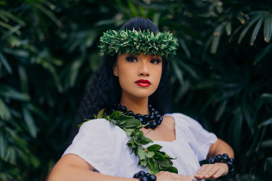 Oahu: Pa'ina Luau Waikiki at Waikiki Beach Marriott Resort - After the show: cast meet-and-greet and photos