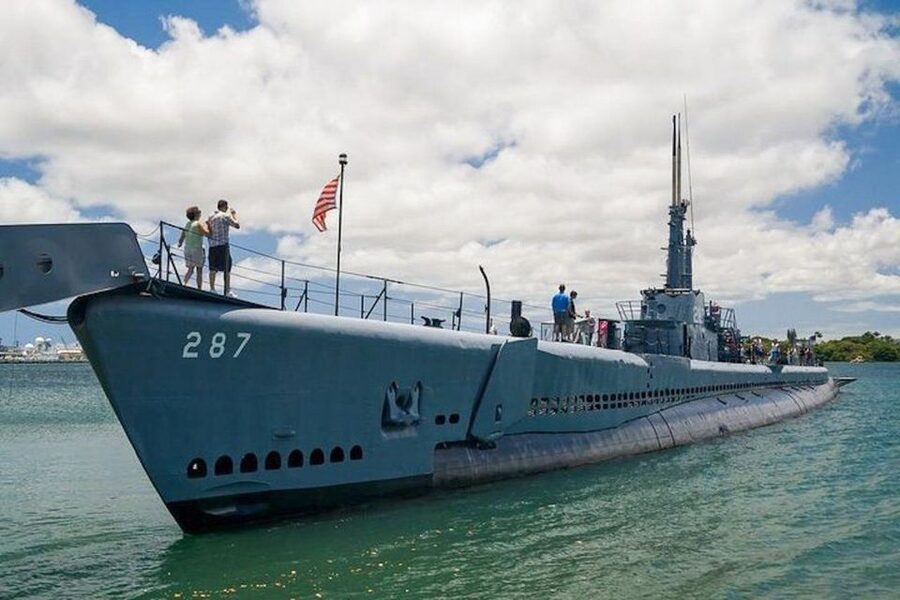 Oahu: Pearl Harbor, USS Arizona, and City Tour - Hawaii State Capitol grounds: Eternal Flame, Liberty Bell, and King Kamehameha