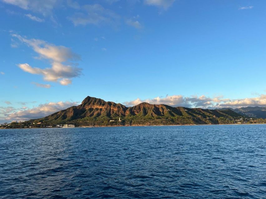 Oahu: Private Catamaran Sunset Cruise & Optional Snorkeling - What to bring for a comfortable sunset (and calmer snorkeling)