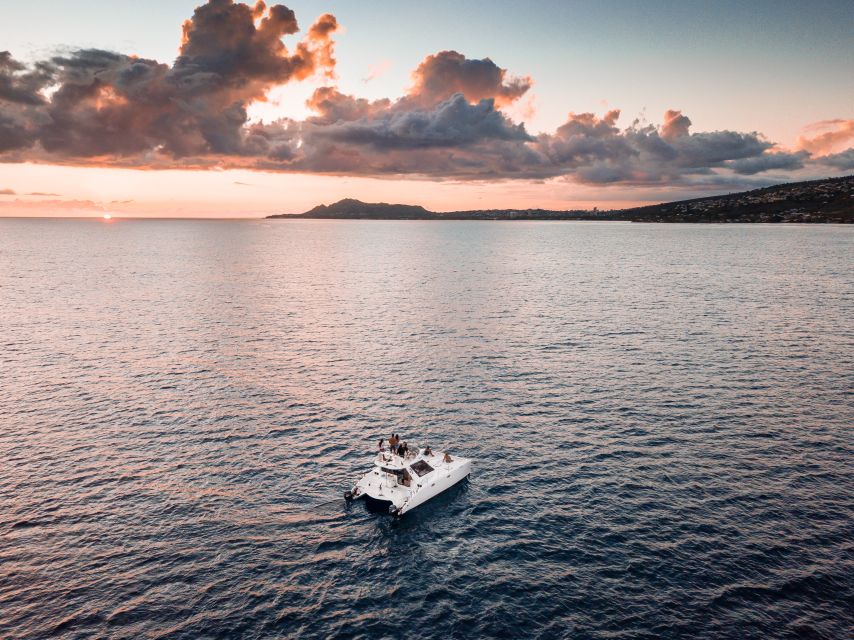 Oahu: Private Catamaran Sunset Cruise & Optional Snorkeling - Waikiki’s offshore perspective: why being on the water matters
