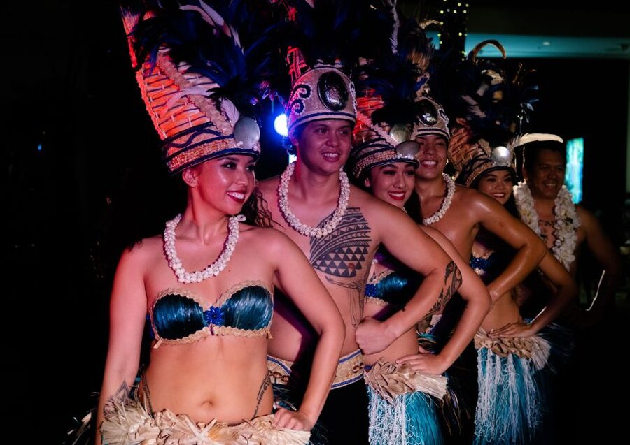 Oahu: Queens Waikiki Luau - 150 minutes of Polynesia: how the night actually flows