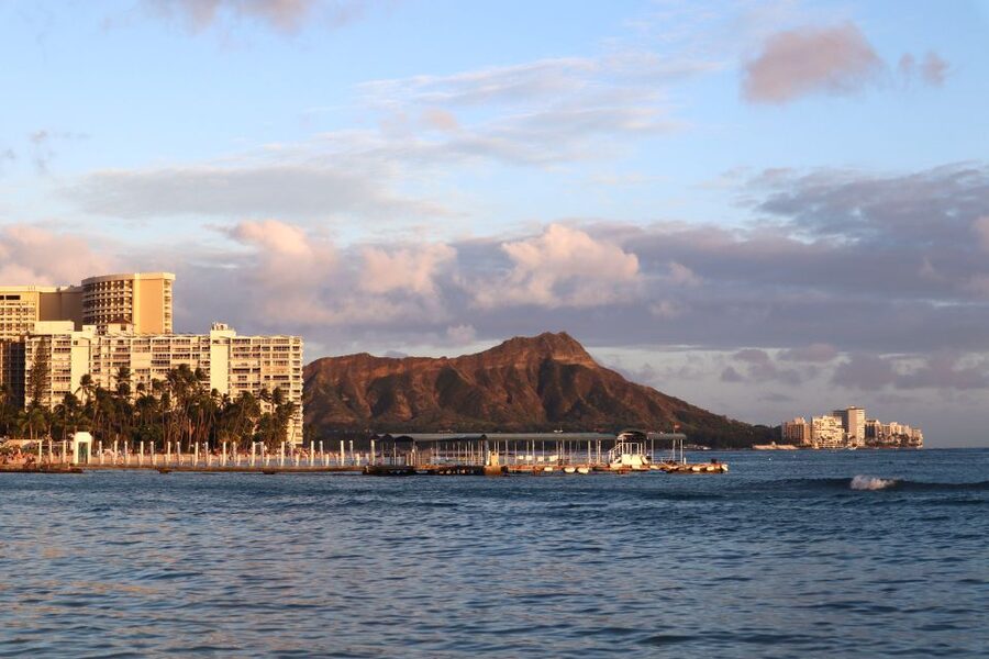 Oahu: Traditional Canoe Sunset Cruise with Dinner - Should You Book This Traditional Canoe Sunset Dinner?