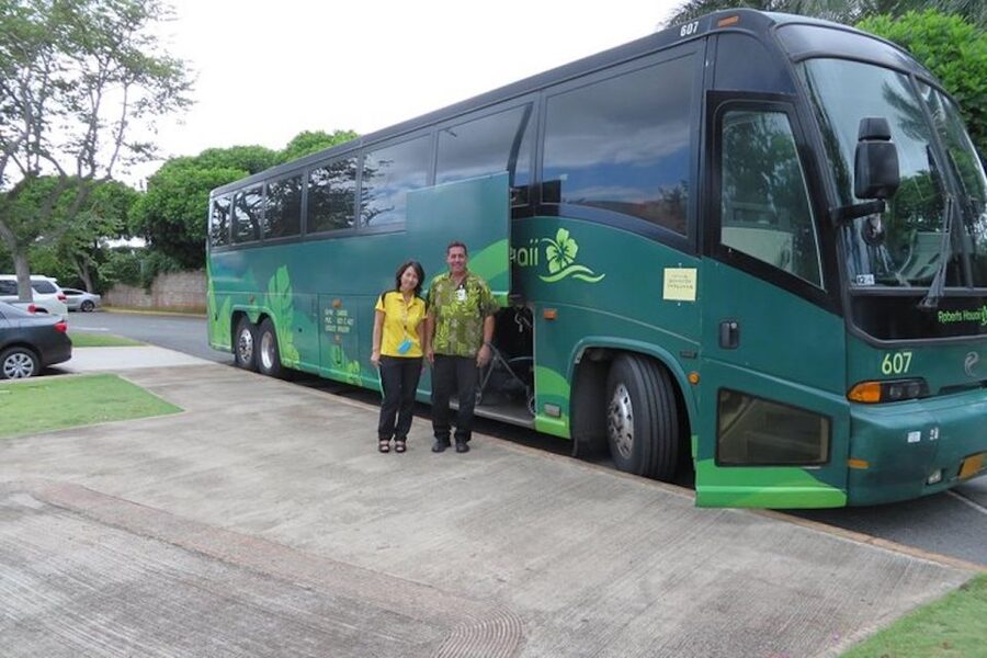 Oahu: Waikele Premium Outlets Roundtrip Bus From Waikiki - Getting There in Comfort: Air-Conditioned and Safety-Focused