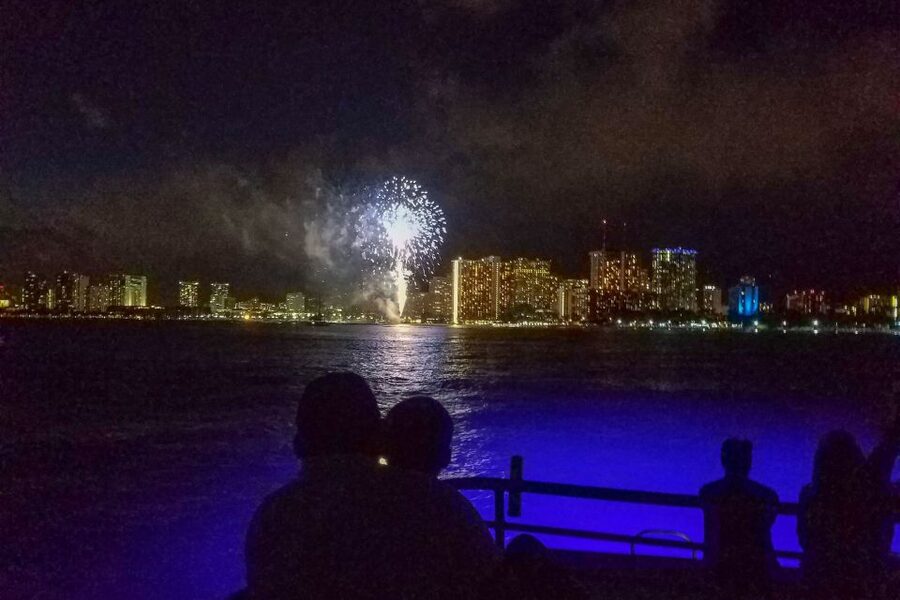 Oahu: Waikiki BYOB Friday Night Fireworks Cruise - Key things to know before you go